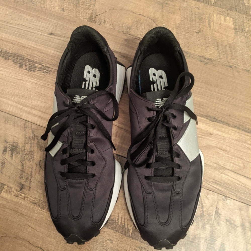 New Balance 327 Women's